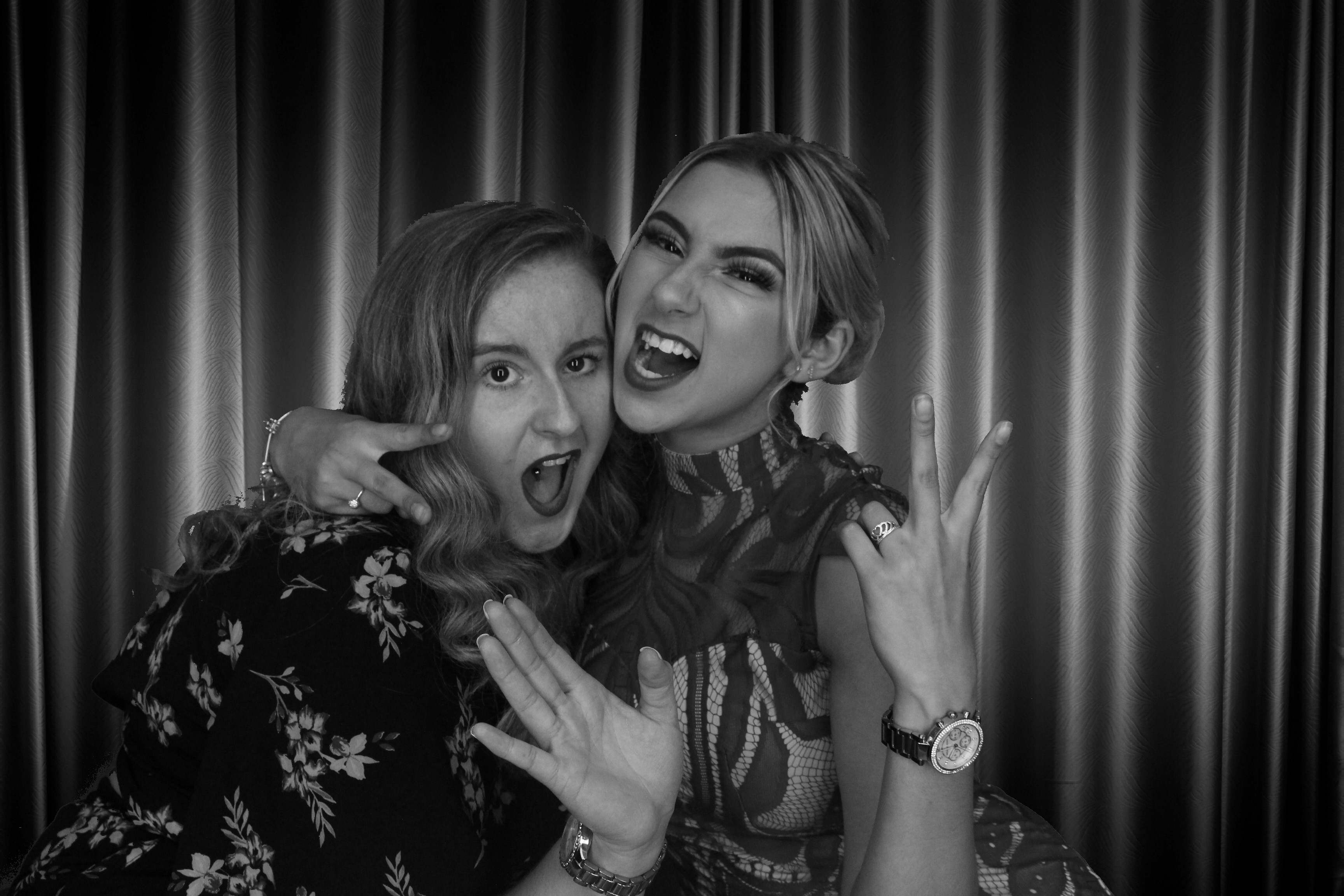 Hollie Mills | View more photos from the event at gallery.myphotoboothexperience.co.uk/u/MyPhotoBoothExperienceLtd/Hollie-Mills